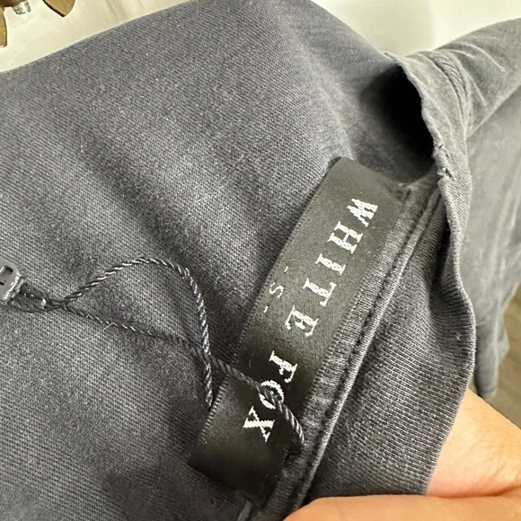 White Fox - Vintage Inspired American Grey Distressed Top Small 💛 - Picture 7 of 14